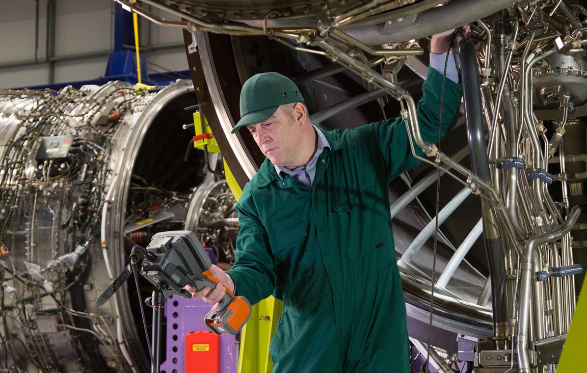 使用工業內窺鏡實施航空發動機損傷檢測 使用工業內窺鏡實施航空發動機損傷檢測